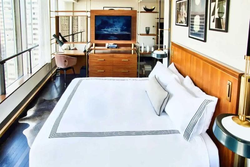 톰슨 달라스 interior