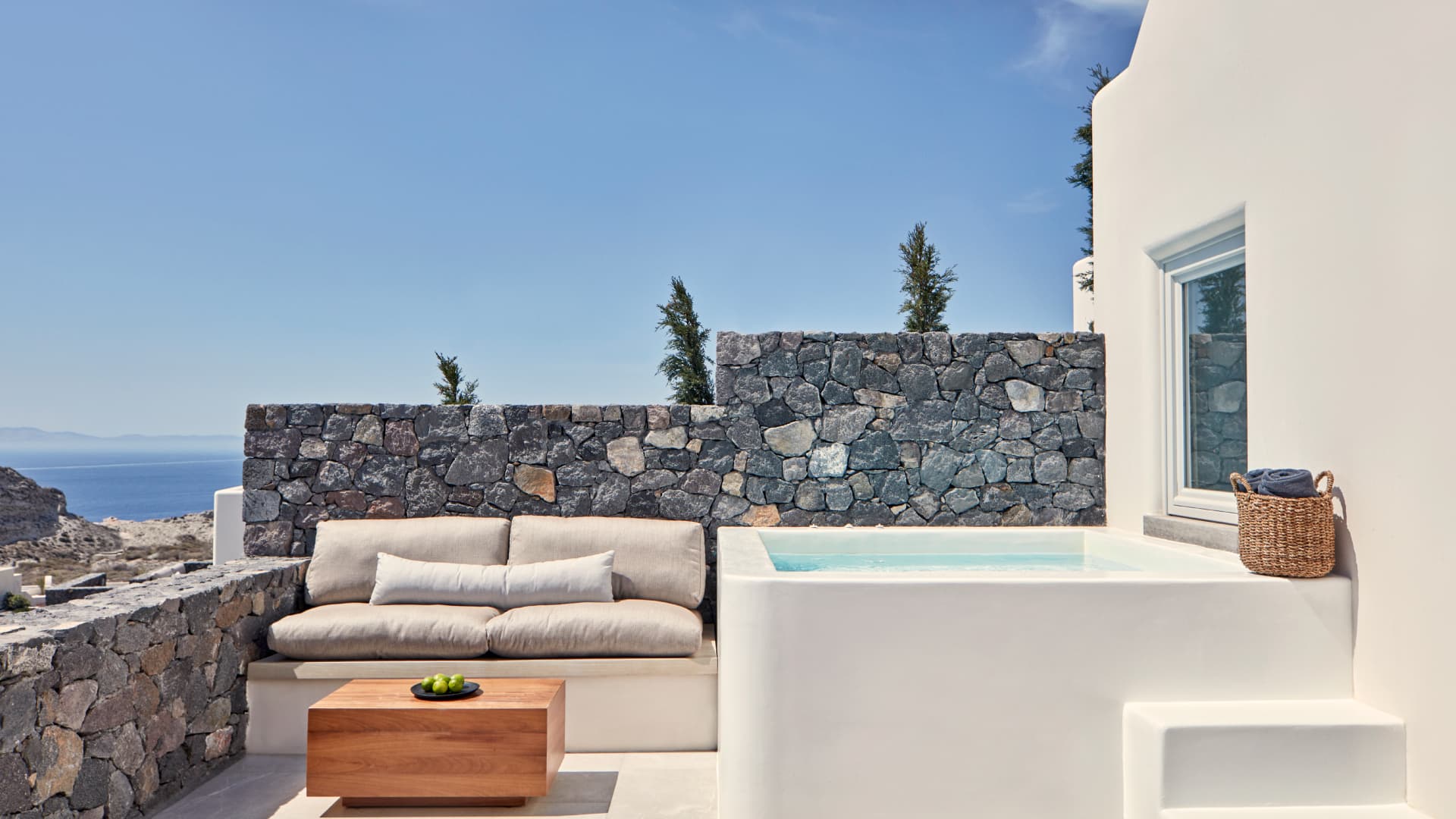 Deluxe Suite with Plunge Pool